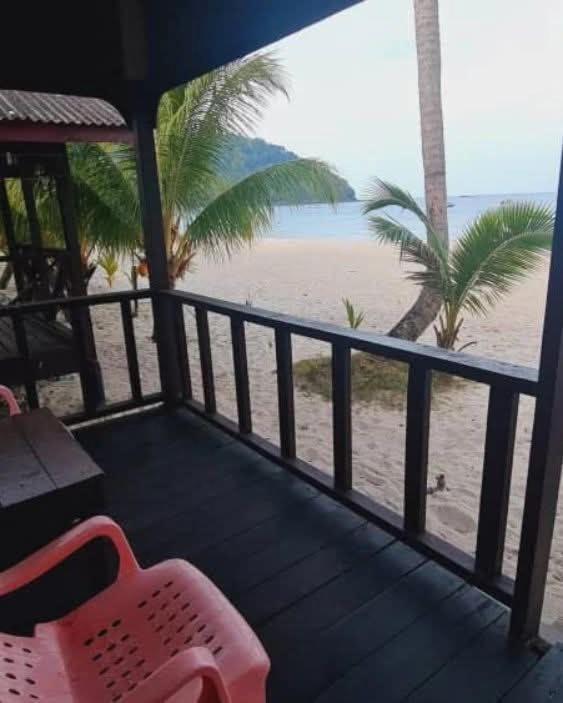 Rainbow Tioman Cottage Kampong Juara Exterior foto